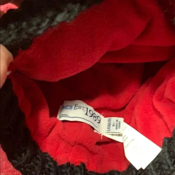 NWT fleeced lined hat - Picture 3 of 3